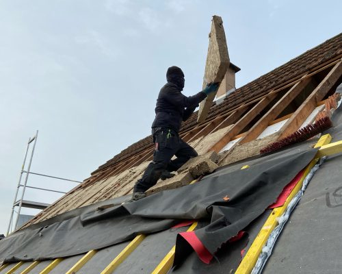 Chantier d'isolation de toiture